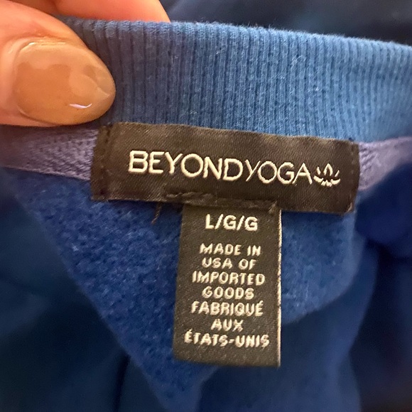 Beyond Yoga Luxe Fleece Uplift Cropped Pullover Sweatshirt Blue Gem Large NWT - Picture 11 of 11